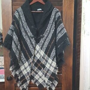 Black and Gray Plaid Poncho (Super Soft!)